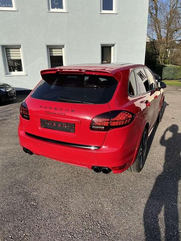 Gebraucht Porsche Cayenne GTS 420 PS (308 kW) 2012 Rot SUV