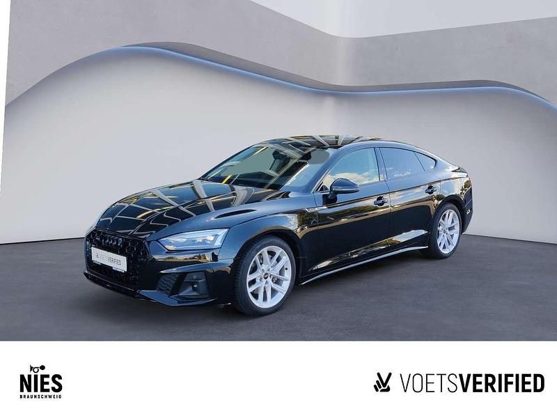 Mythosschwarz metallic Gebraucht 2022 Audi A5 Sportback S-Line Limousine | 33.450 € (Superpreis) - Bild 1/4