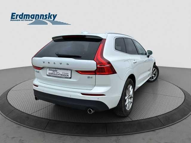 Gebraucht Volvo XC60 Momentum 145 PS (106 kW) 2021 SUV