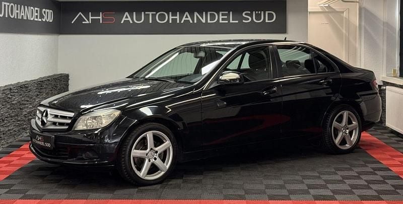 Obsidianschwarz metallic Gebraucht 2007 Mercedes C220 Limousine | 2.999 € (Guter Preis) - Bild 1/4