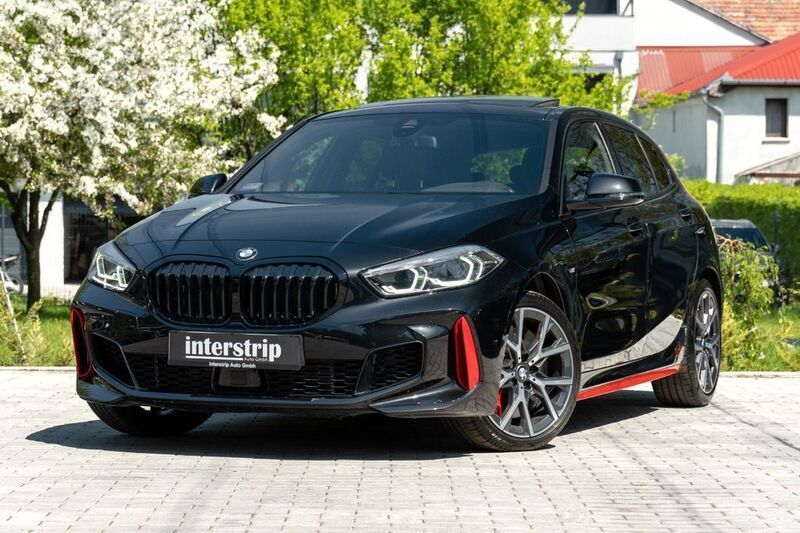 Schwarz Gebraucht 2024 BMW 128 Performance Limousine | 32.990 € (Superpreis) - Bild 1/4
