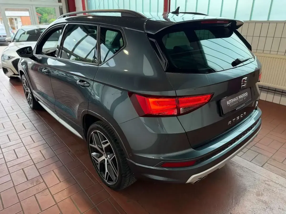 Gebraucht Seat Ateca 4Drive 190 PS (139 kW) 2018 Rodium grau SUV