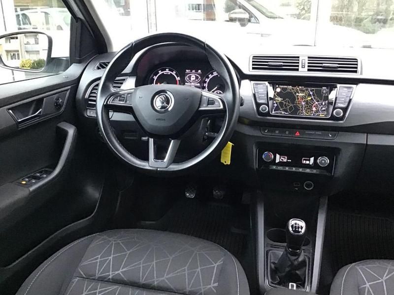 Gebraucht Skoda Fabia Clever 75 PS (55 kW) 2018 Weiß Limousine