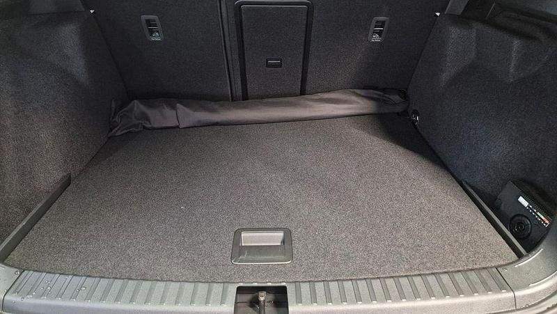 Neu Cupra Ateca 150 PS (110 kW) 2025 Weiß SUV