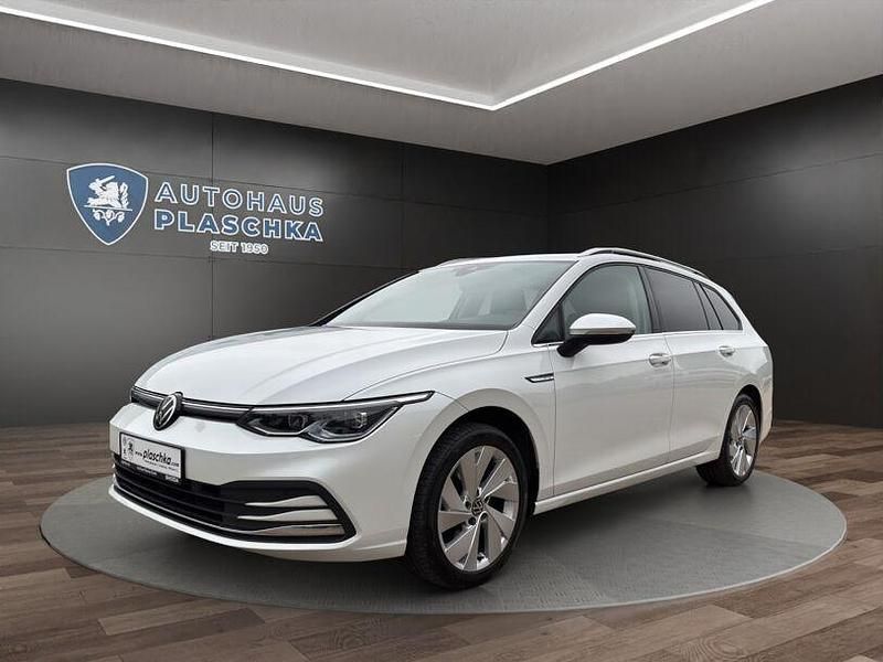 Oryxweiß perlmutteffekt Gebraucht 2022 VW Golf VIII Style Kombi | 20.450 € (Guter Preis) - Bild 1/4