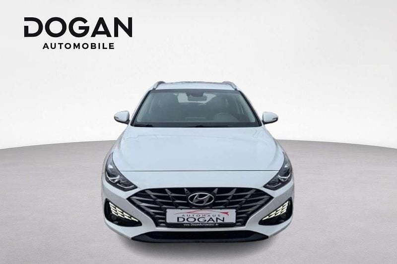 Gebraucht Hyundai i30 Trend 160 PS (117 kW) 2022 Weiß Kombi