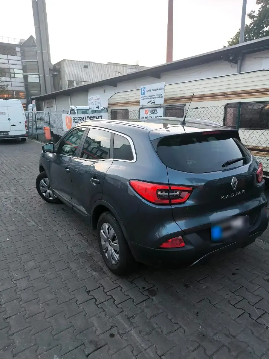 Gebraucht Renault Kadjar 131 PS (96 kW) 2016 Grau SUV