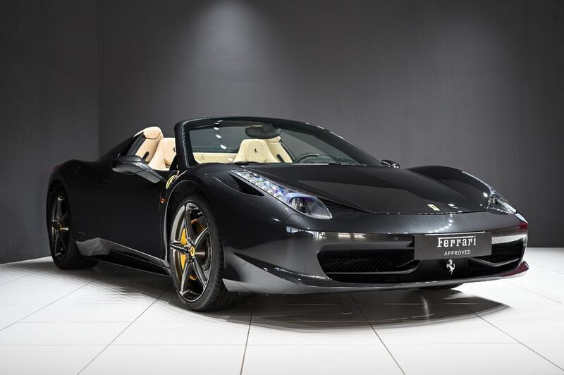 Gebraucht Ferrari 458 570 PS (419 kW) 2013 Grau Cabrio