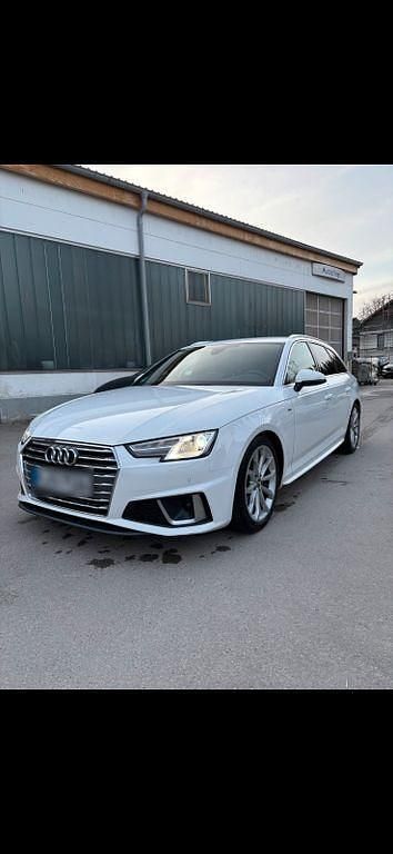 Weiß Gebraucht 2019 Audi A4 S-Line Kombi | 18.790 € (Guter Preis) - Bild 1/4