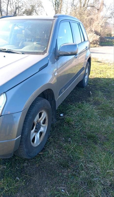 Gebraucht Suzuki Vitara 130 PS (95 kW) 2006 Grau SUV