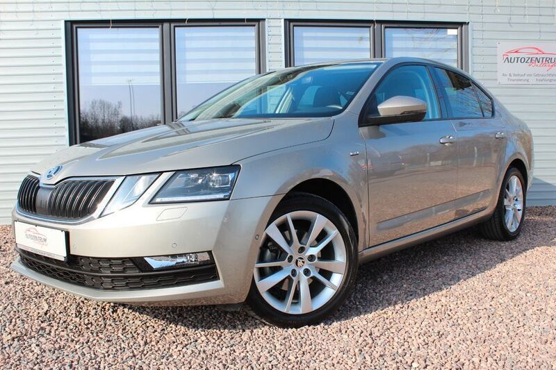 Beige Gebraucht 2017 Skoda Octavia Drive Limousine | 15.980 € (Etwas zu teuer) - Bild 1/4