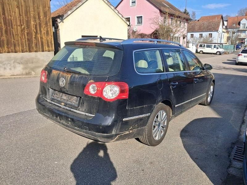 Gebraucht VW Passat Highline 170 PS (125 kW) 2009 Schwarz Kombi