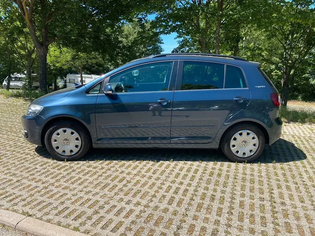 Occasion VW Golf Plus Cross Team 105 ch (77 kW) 2010 Bleue Monospace
