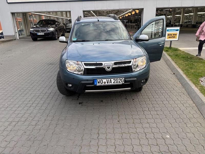 Gebraucht Dacia Duster Lauréate 107 PS (78 kW) 2011 Blau SUV