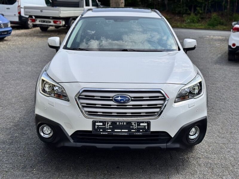 Weiß Gebraucht 2016 Subaru Outback Comfort SUV | 18.499 € (Guter Preis) - Bild 1/4