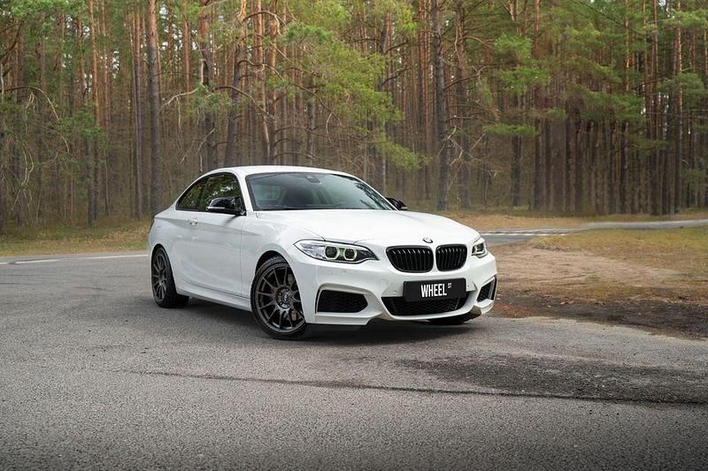 Weiß Gebraucht 2016 BMW M240 M Sport | 28.500 € (Superpreis) - Bild 1/4