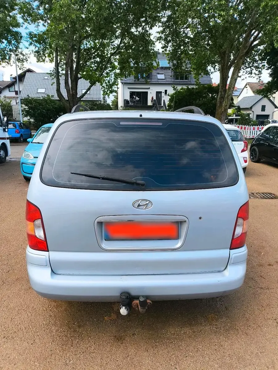 Gebraucht Hyundai Trajet 140 PS (102 kW) 2006 Silber Van / Kleinbus