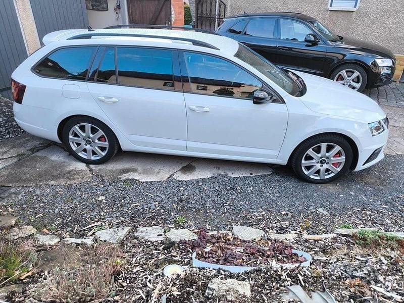 Gebraucht Skoda Octavia RS 245 PS (180 kW) 2020 Weiß Kombi