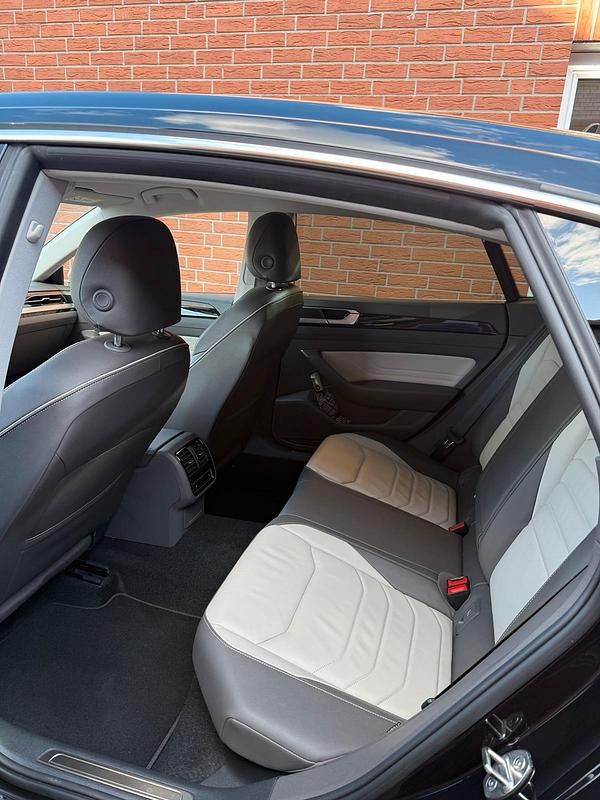 Gebraucht VW Arteon Elegance 218 PS (160 kW) 2022 Schwarz Limousine