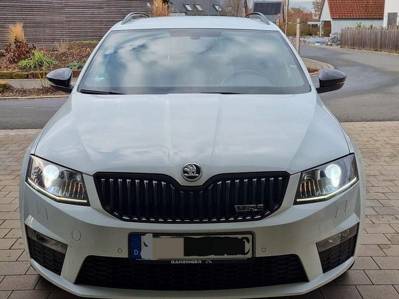 Gebraucht Skoda Octavia RS 184 PS (135 kW) 2015 Weiß Kombi