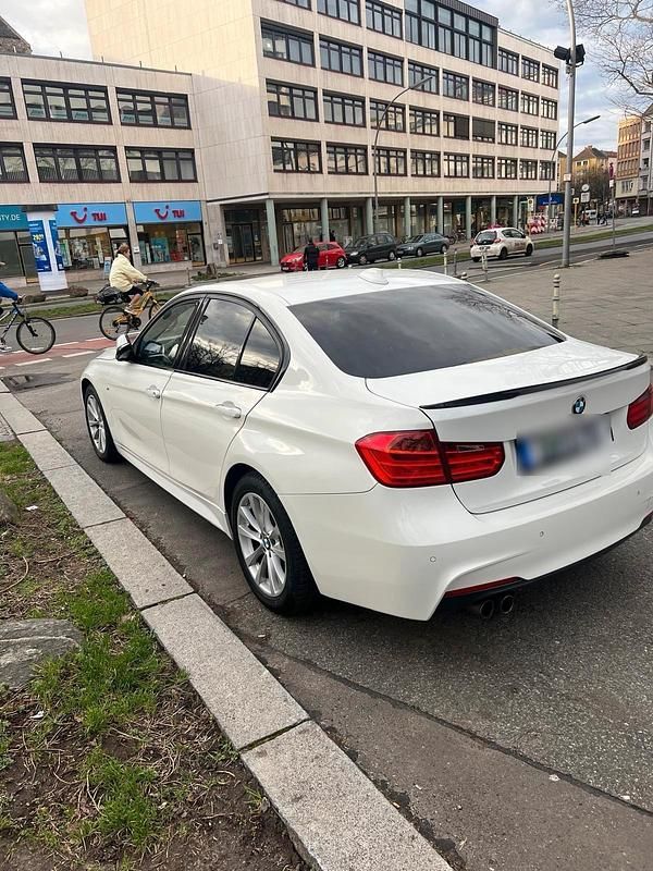 Gebraucht BMW 335 M Sport 313 PS (230 kW) 2014 Weiß Limousine