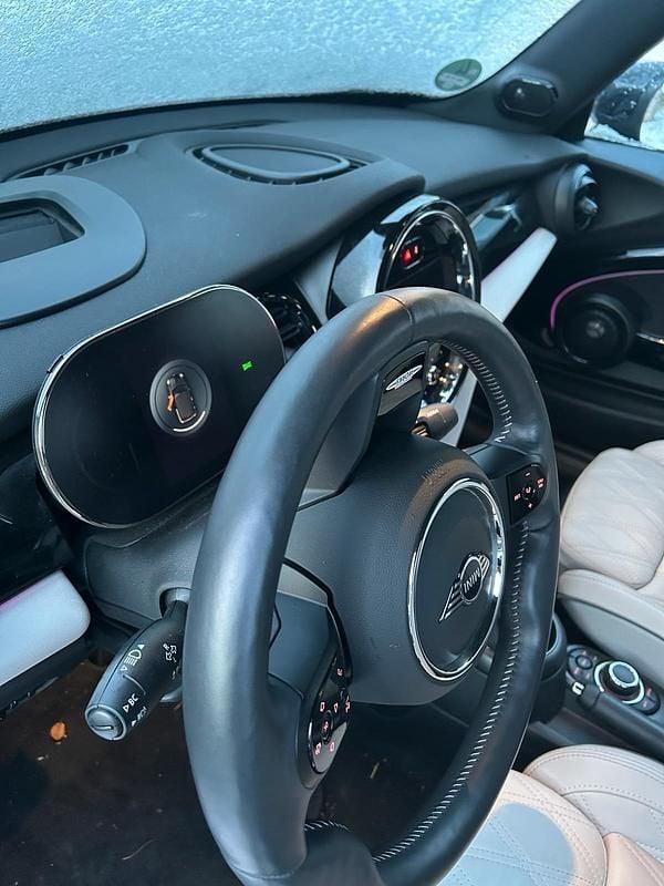 Schwarz Gebraucht 2023 Mini John Cooper Works Cabriolet Cabrio | 29.900 € (Guter Preis) - Bild 1/4