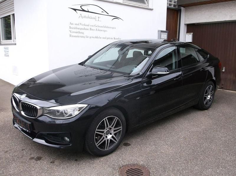 Schwarz Gebraucht 2014 BMW 320 Gran Turismo Sport Line Limousine | 12.490 € (Fairer Preis) - Bild 1/4