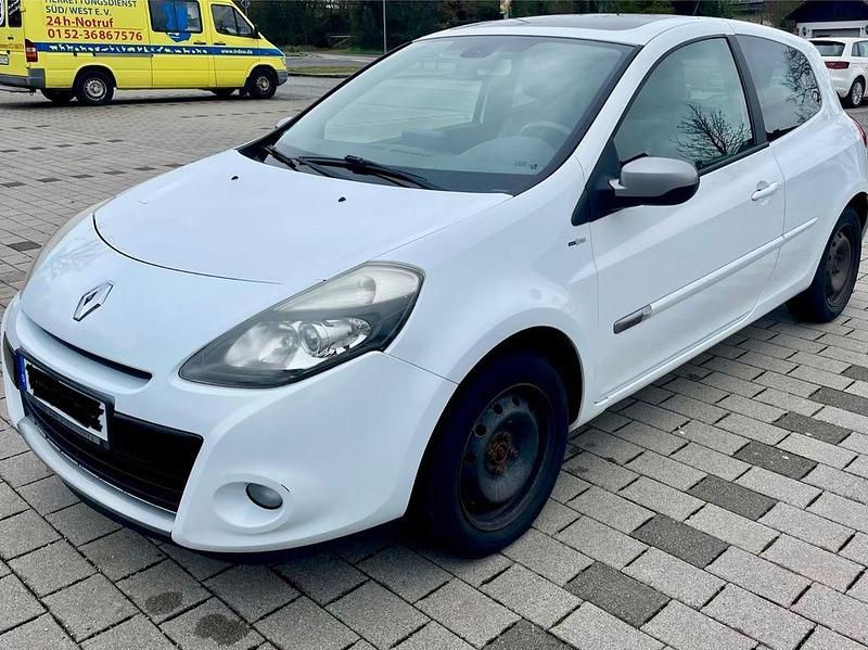 Gebraucht Renault Clio IV Night&Day 75 PS (55 kW) 2012 Weiß Limousine