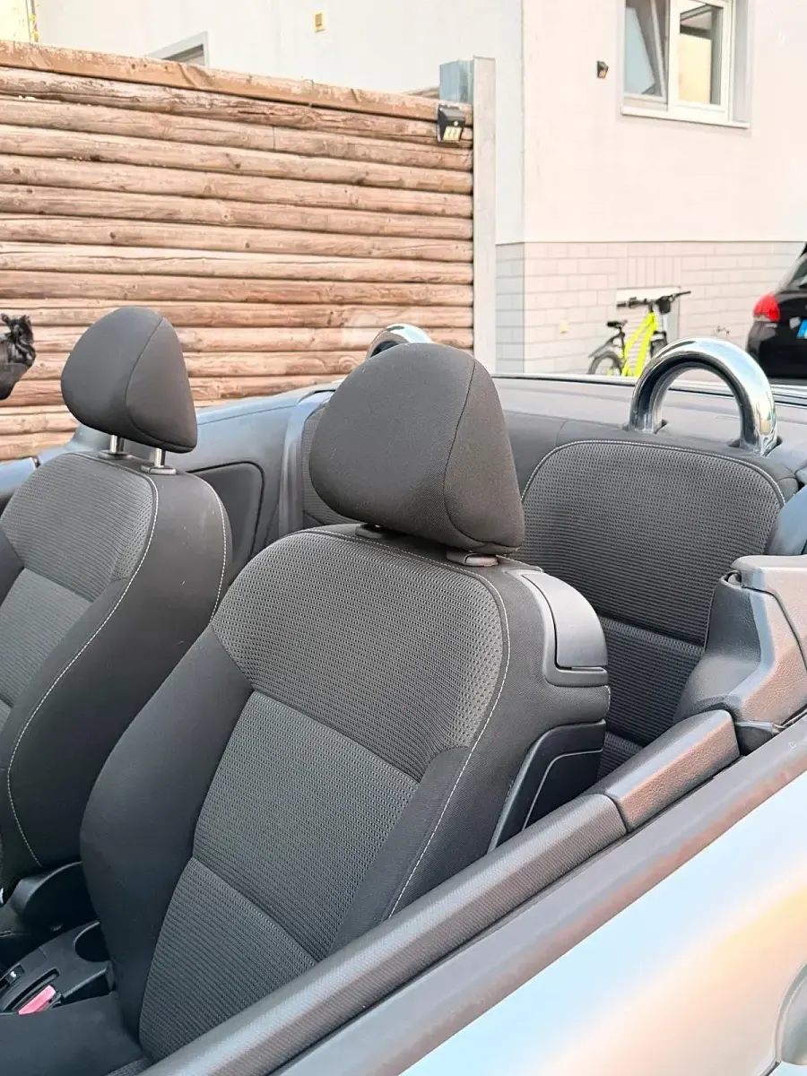 Gebraucht Peugeot 207 CC 120 PS (88 kW) 2011 Cabrio