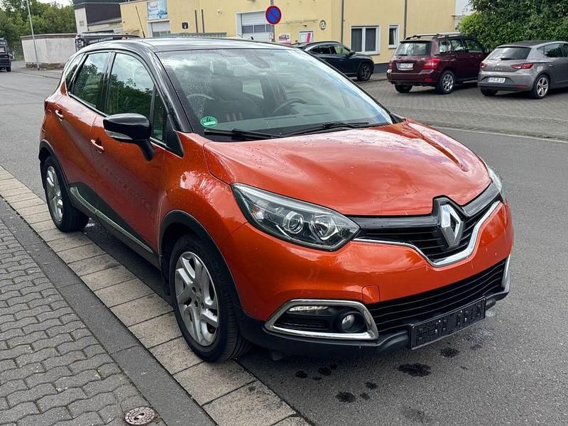 Orange Gebraucht 2016 Renault Captur SUV | 9.500 € (Guter Preis) - Bild 1/4