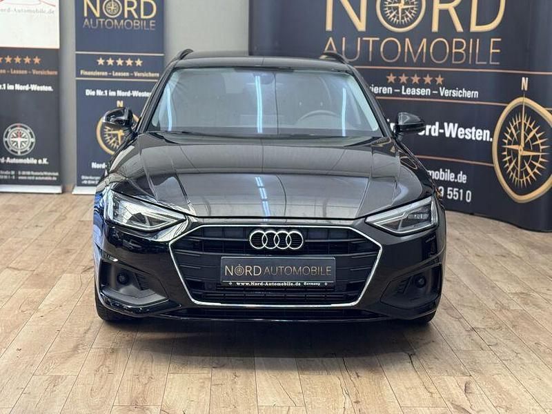 Gebraucht Audi A4 150 PS (110 kW) 2022 Mythosschwarz metall (metallic) Kombi