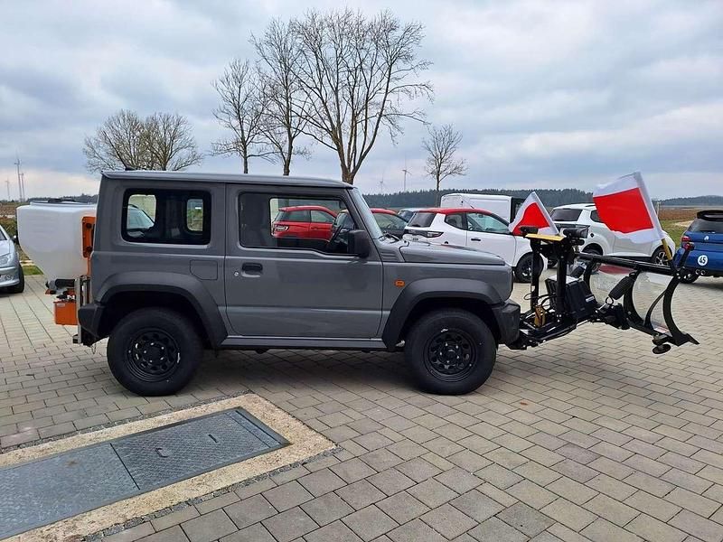 Gebraucht Suzuki Jimny 102 PS (75 kW) 2023 Medium gray SUV