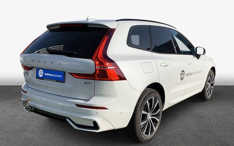 Gebraucht Volvo XC60 Plus 198 PS (145 kW) 2022 Andere farbe SUV
