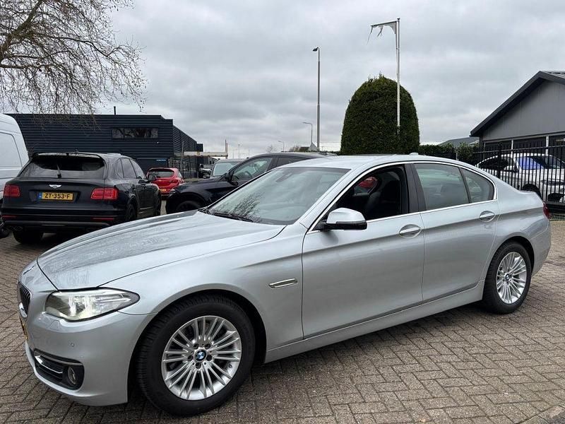 Gebraucht BMW 520 Luxury Line 190 PS (139 kW) 2016 Grau Limousine