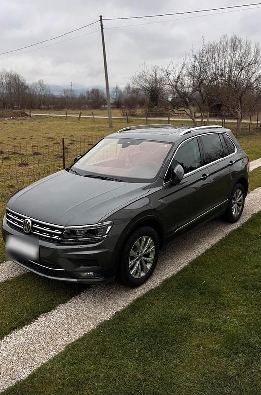 Gebraucht VW Tiguan Highline 190 PS (139 kW) 2018 Grau SUV