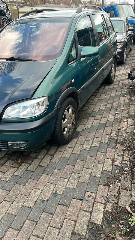 Gebraucht Opel Zafira 2002 Grün Van / Kleinbus