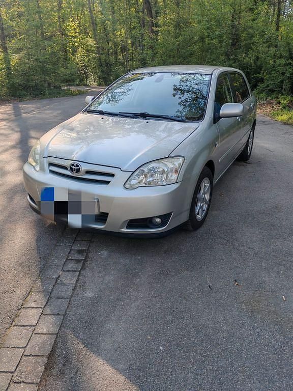 Silber Gebraucht 2006 Toyota Corolla Edition Limousine | 3.200 € (Fairer Preis) - Bild 1/4