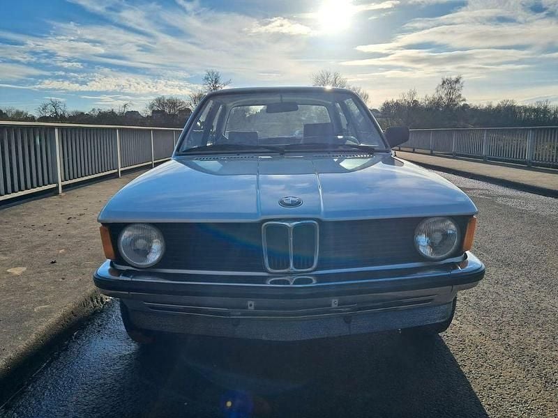 Silber Gebraucht 1981 BMW 315 Kleinwagen | 5.950 € - Bild 1/4