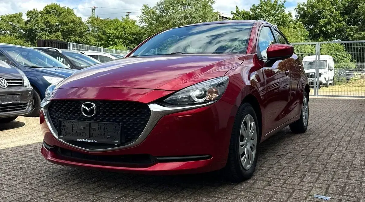 Gebraucht Mazda 2 Kizoku 90 PS (66 kW) 2021 Rot Kleinwagen