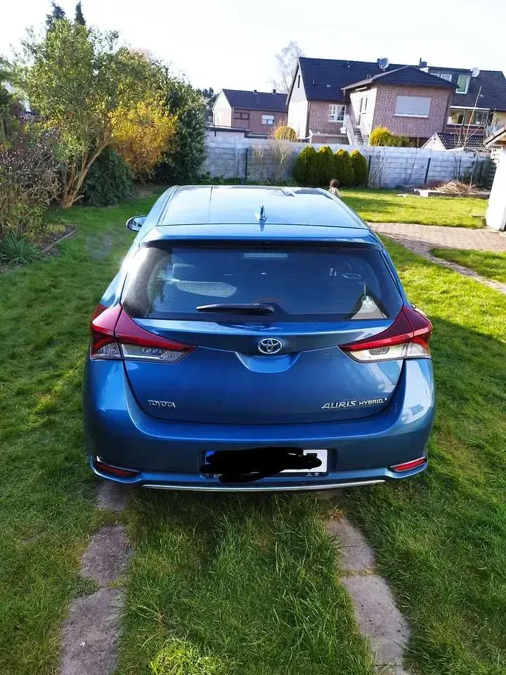 Gebraucht Toyota Auris Hybrid Edition 136 PS (100 kW) 2016 Kombi