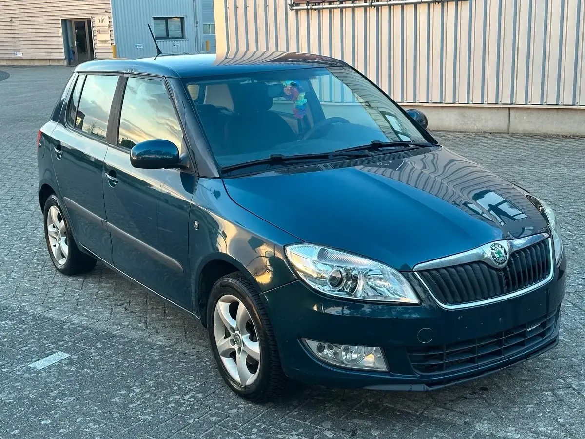Second-hand Skoda Fabia 75 CP (55 kW) 2012 Verde Hatchback