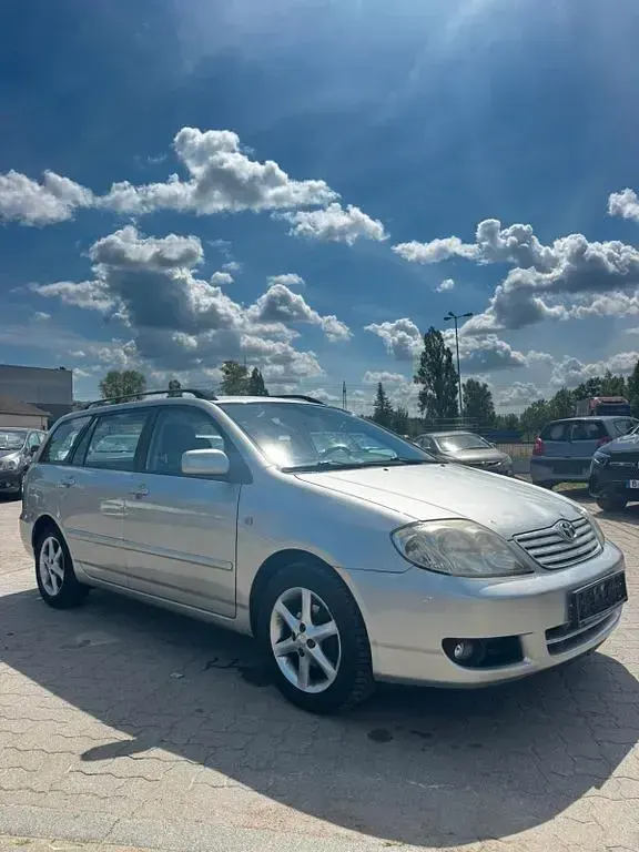 Gebraucht Toyota Corolla Sol 110 PS (80 kW) 2004 Silber Kombi
