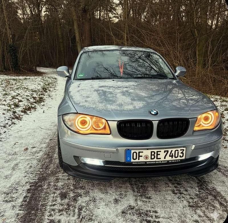 Gebraucht BMW 116 116 PS (85 kW) 2010 Blau Kleinwagen