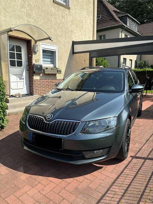 Gebraucht Skoda Octavia 150 PS (110 kW) 2015 Grau Kombi