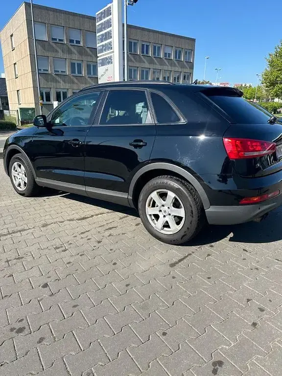 Gebraucht Audi Q3 140 PS (102 kW) 2012 Schwarz SUV