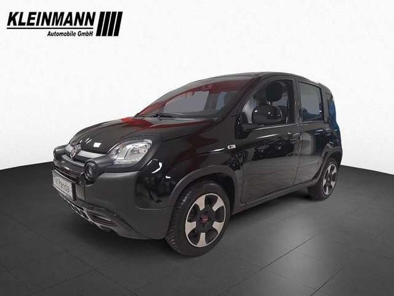 Gebraucht Fiat Panda Cross Cross Plus 69 PS (50 kW) 2023 Cinema schwarz Kleinwagen