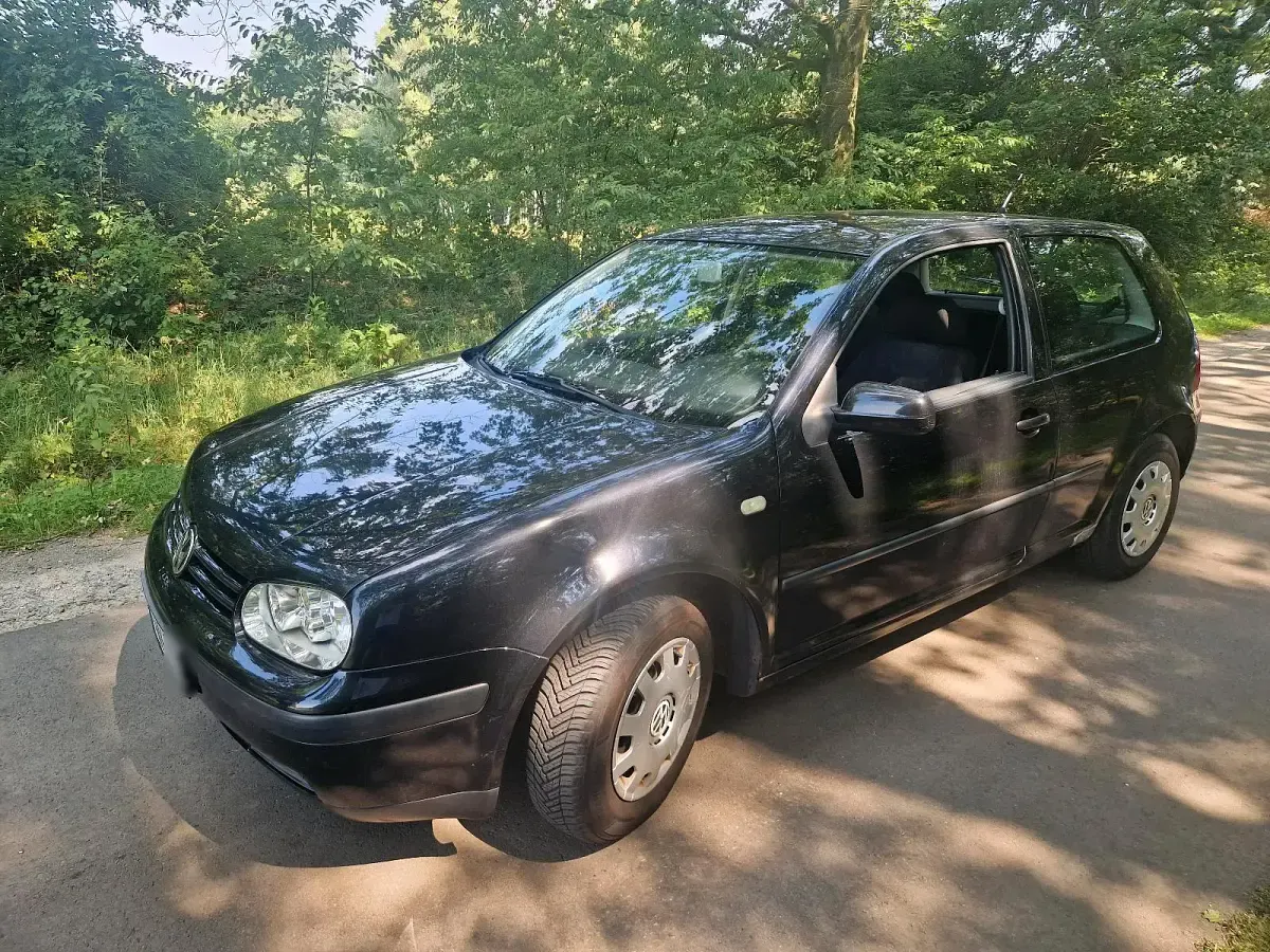 Gebraucht VW Golf 101 PS (74 kW) 1999 Schwarz Coupé