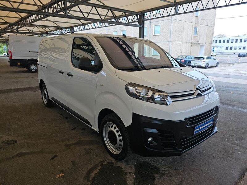 Second-hand Citroën Jumpy 144 CP (105 kW) 2024 Alb Monovolum