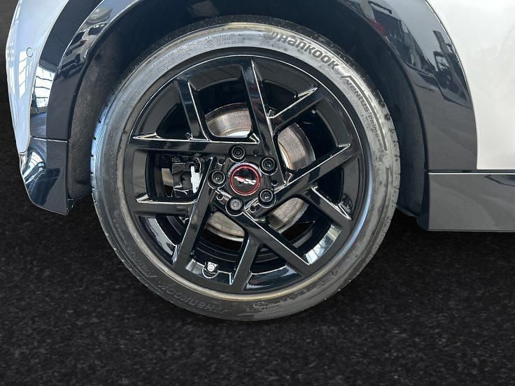 Gebraucht Mini Cooper 156 PS (114 kW) 2024 Melting silver iii Kleinwagen
