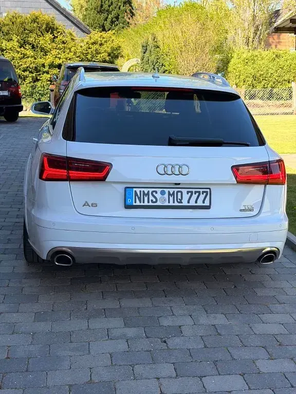 Używany Audi A6 Allroad 218 KM (160 kW) 2017 Biały Kombi